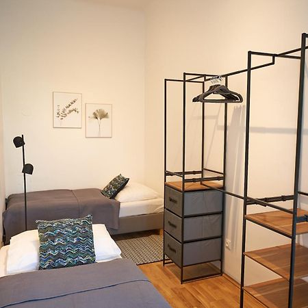 Trendy Apartment 3 Zimmer Zentral Gelegen Вена Экстерьер фото